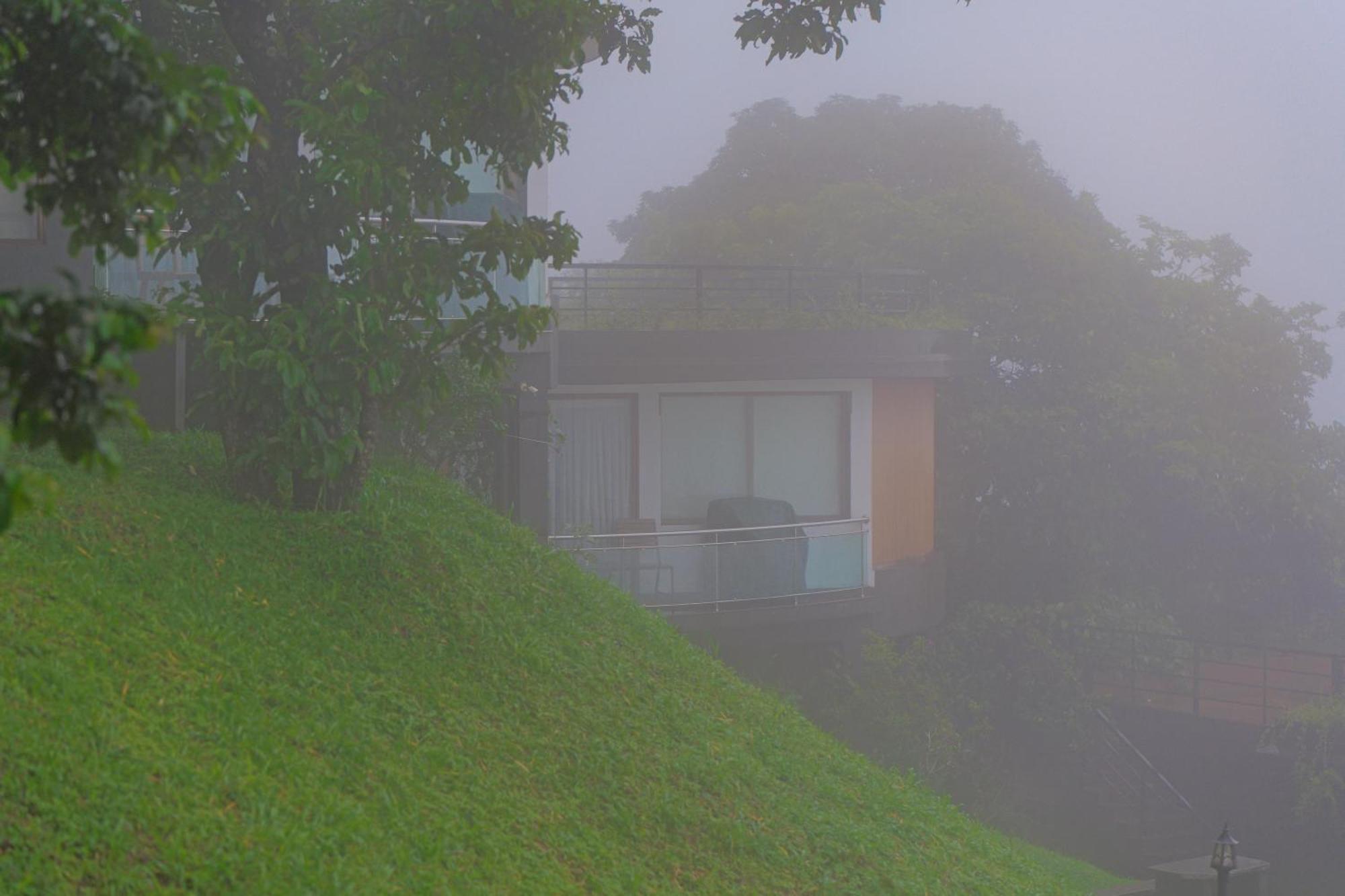 Haze And Kites Resort มุนนาร์ ภายนอก รูปภาพ