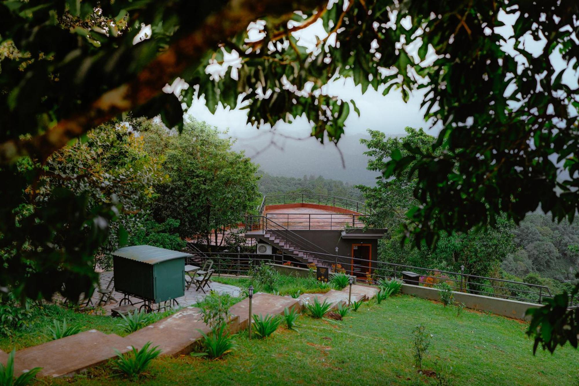 Haze And Kites Resort มุนนาร์ ภายนอก รูปภาพ