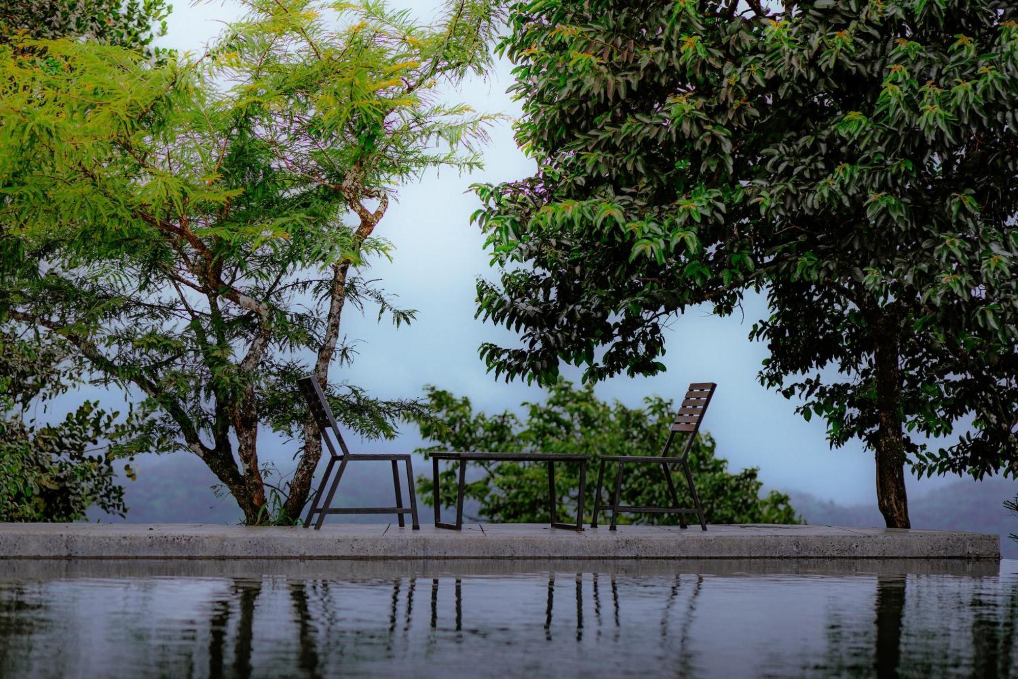 Haze And Kites Resort มุนนาร์ ภายนอก รูปภาพ